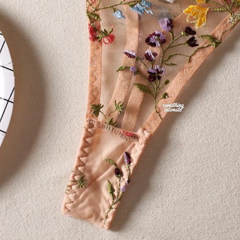 READY STOCK [THONG ONLY ] SLOAN & SHERA Floral Embroidered Lace Bra Lingerie Cup Set Bustier Bodice 