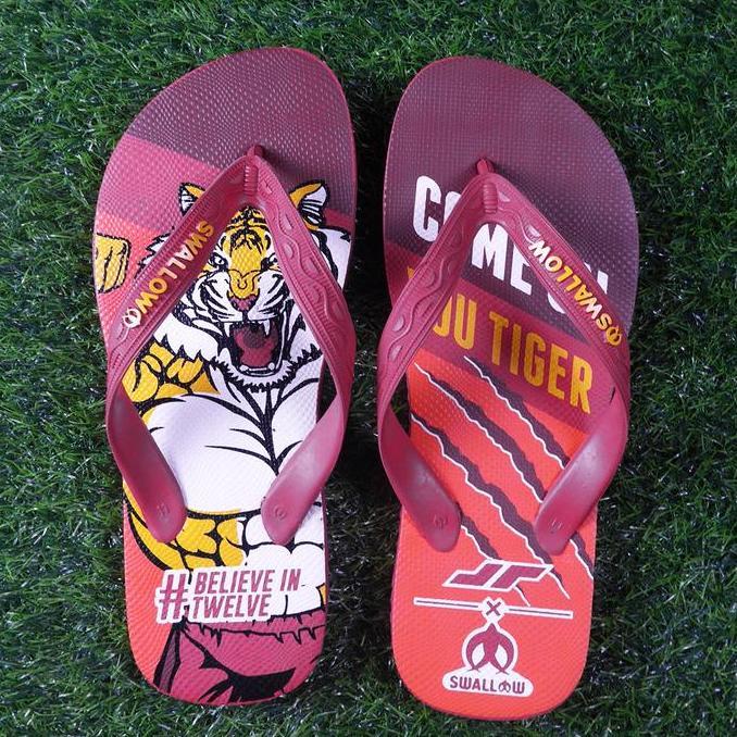 DF5 - SANDAL SWALLOW X PERSIJA (JUARA APPAREL) - TIPE CAKAR - Ltd Ed. 1/3000