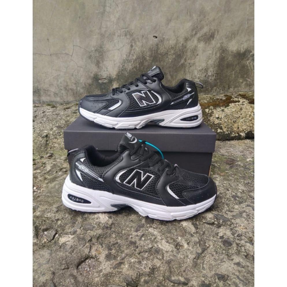 Cuci Gudang Sepatu Olahraga Adidas Zoom Kanvas Baru