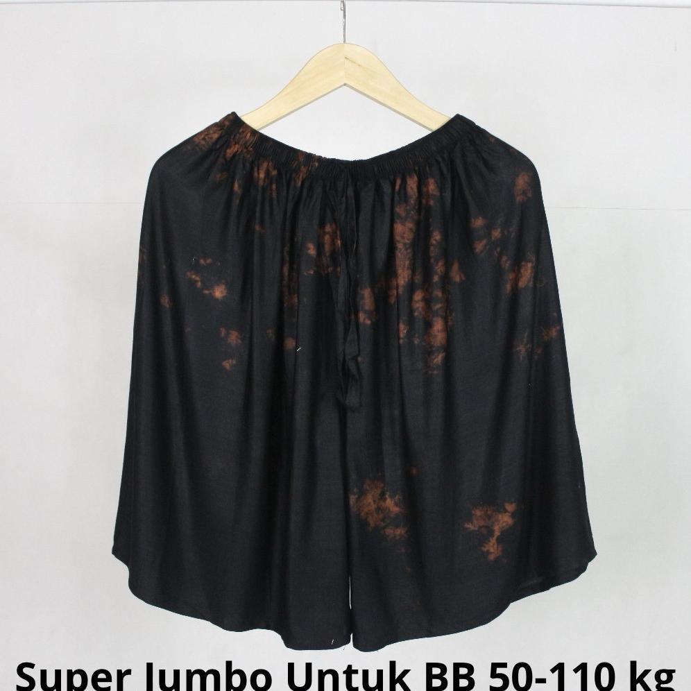 best seller celana pendek wanita super jumbo hotpants cewek jumbo rayon motif bali