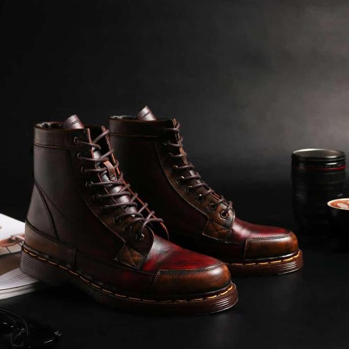 sepatu boot pria sepatu boot kulit asli  sepatu boot casual pria terlaris