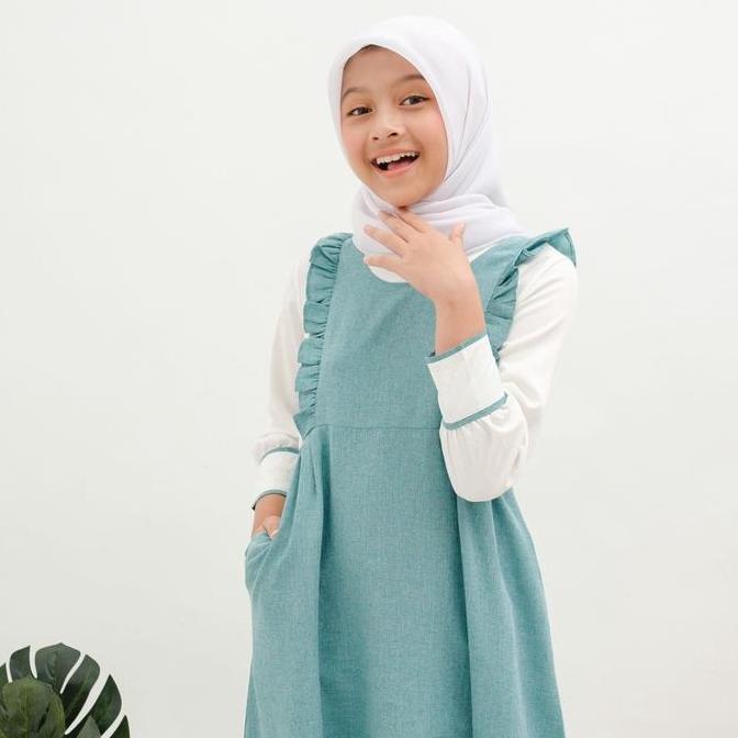 Applekidz Gamis Anak Perempuan Overall Muslim Tanggung Umur 8-15 Tahun Kirana Katun Nyaman Ruffle Dr
