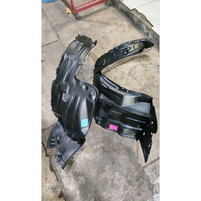Liner fender innova / penahan lumpur Innova 2008-2014 / liner innova / liner inova