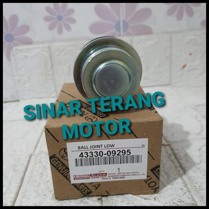 TERLARIS BALL JOINT BAWAH INNOVA ASLI 