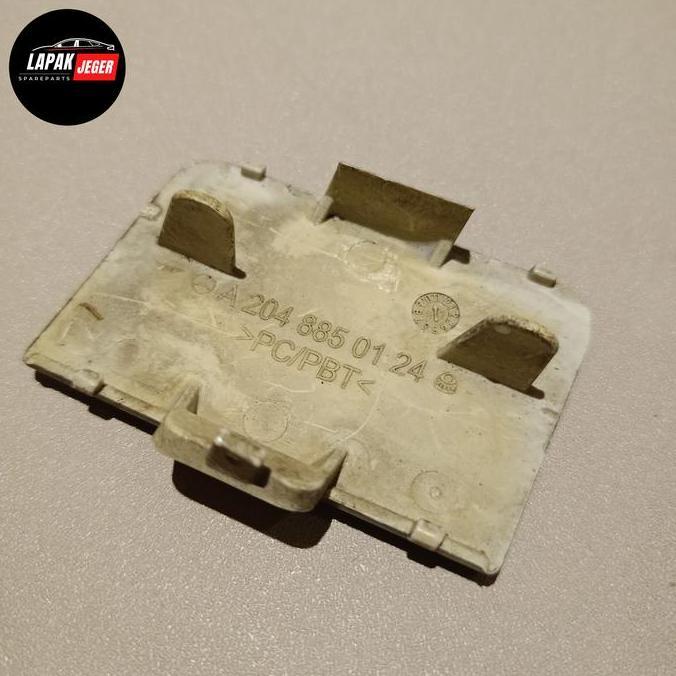 cover towing bemper depan mercy w204 a2048850124 ori bekas