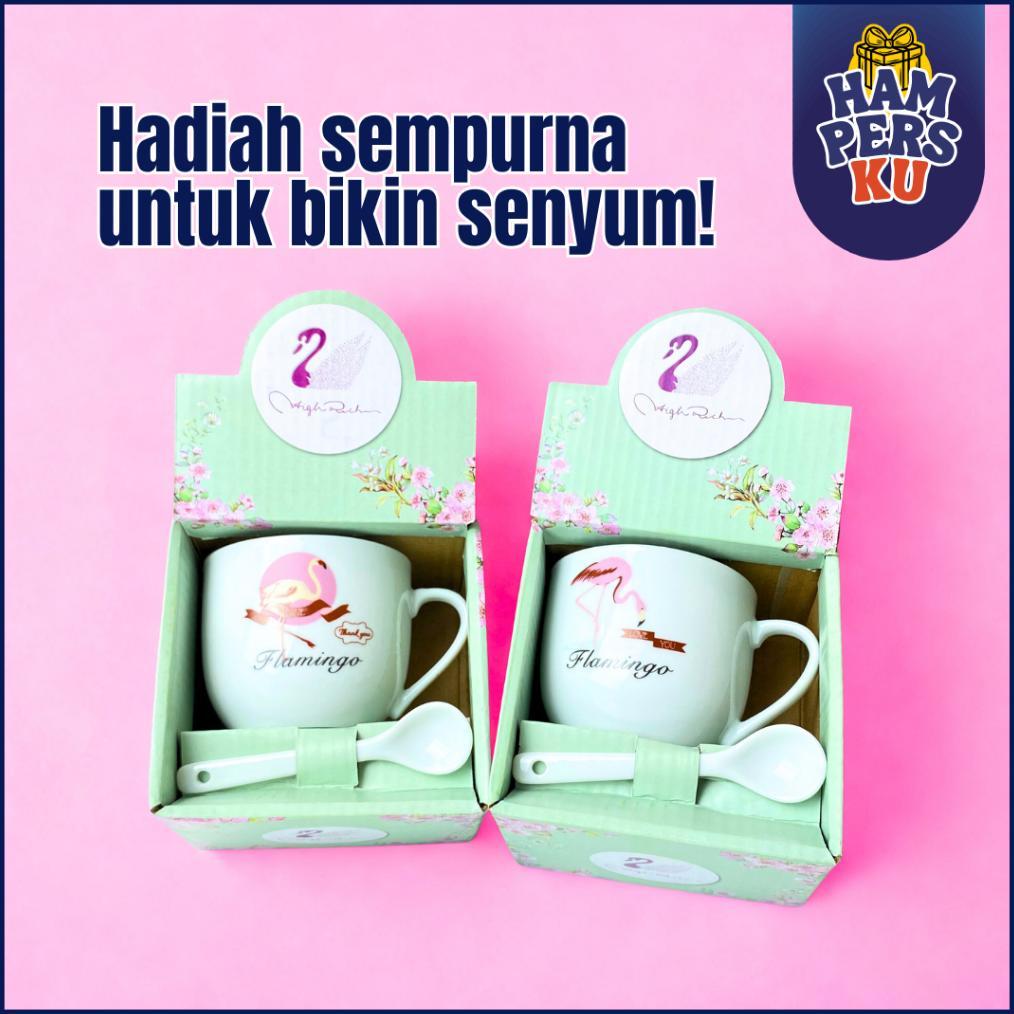 BEST SELLER HAMPERS GELAS KOPI KERAMIK SET SENDOK MOTIF FLAMINGO COUPLE SOUVENIR CANGKIR ELEGAN ACAR