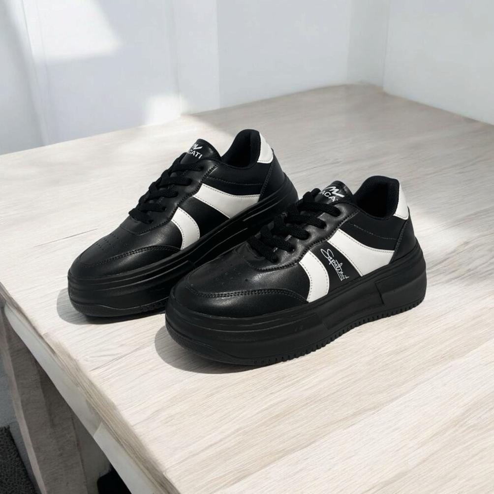 FREE ONGKIR MACATI SEPATU SNEAKERS HITAM PUTIH WANITA PRIA KOREAN STYLE TERBARU SEPATU SEKOLAH WANIT
