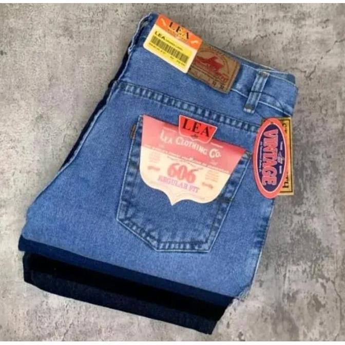 Larisyaa- Celana Jeans Standar Reguler Pria Tidak Melar