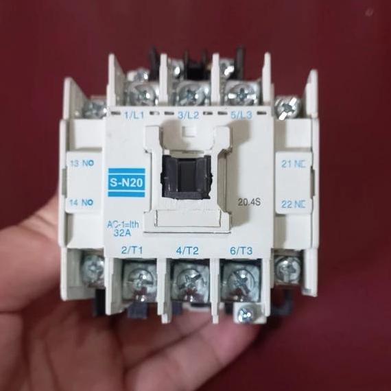 Kontaktor / Contactor Mitsubishi S-N20 SN-20 SN 20 SN20