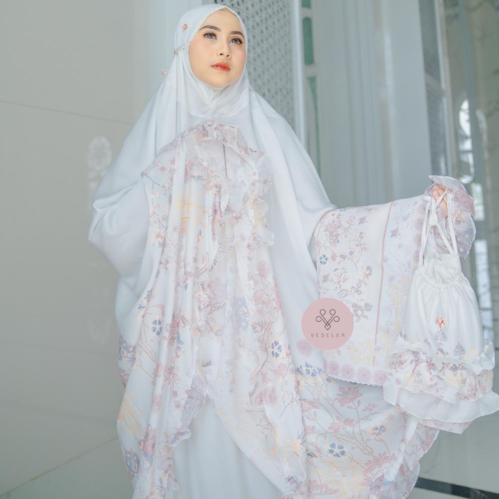 [Saik] VESELKA Iznik Beyaz Mukena Travel Dewasa Motif Printing Sajadah Mahar Pernikahan Hampers Box 