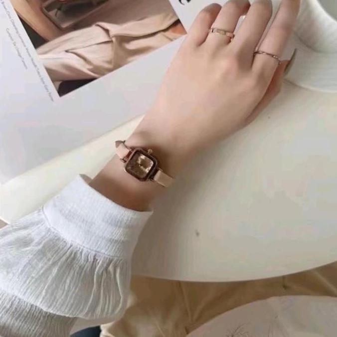 DF233 - Jam Tangan Wanita Kulit Pu Model Segi Empat Analog Tahan Air Elegan Watches Viral Bisa Cod