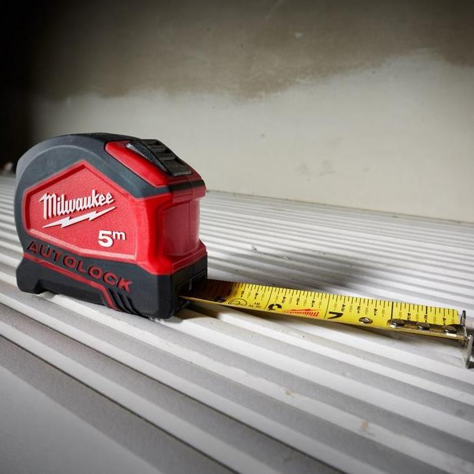 Ready  MILWAUKEE 4932464663 AUTOLOCK 5M MEASURE Meteran