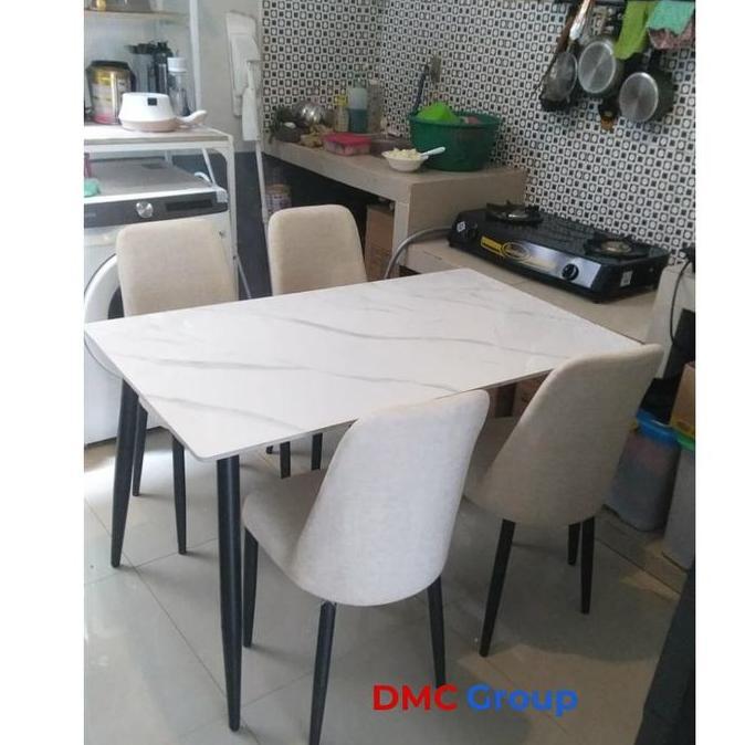 Meja makan marmer 4 kursi