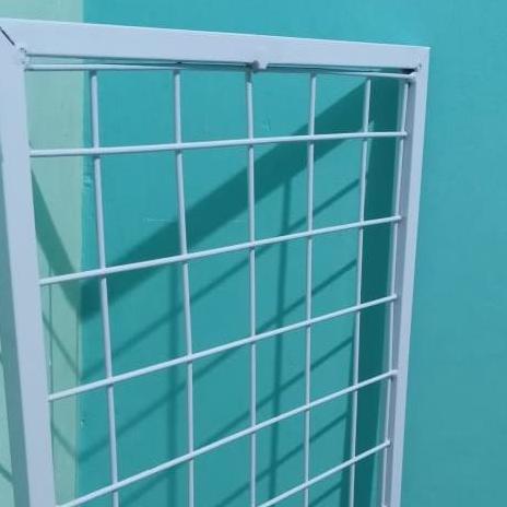 Rak Bingkai Gantungan Aksesoris Ram Besi Pajangan Toko