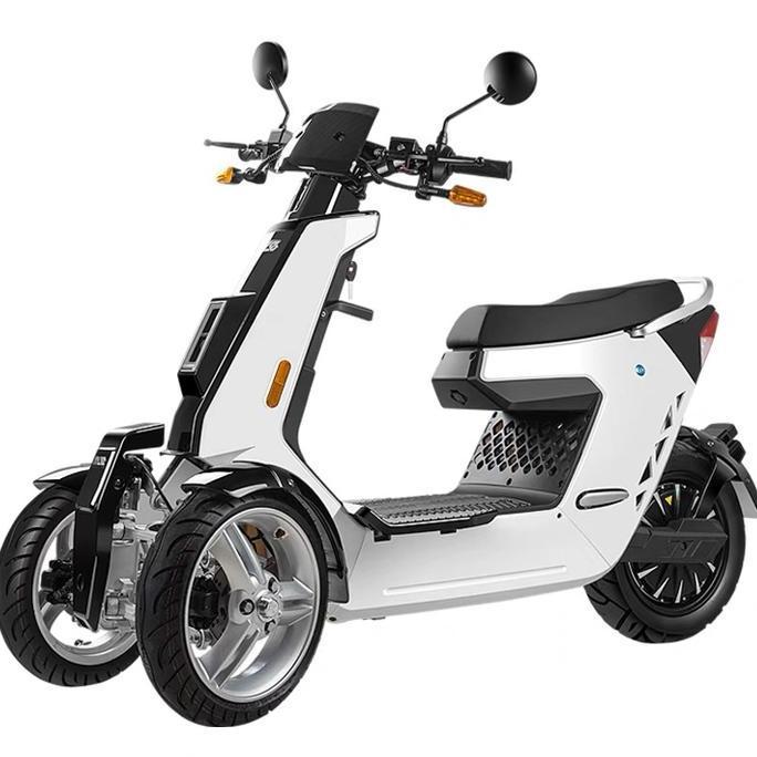 mobil listrik roda tiga terbalik sepeda motor sepeda