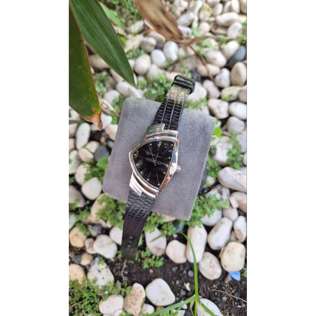 Hamilton Ventura H244110 Men's second mib.