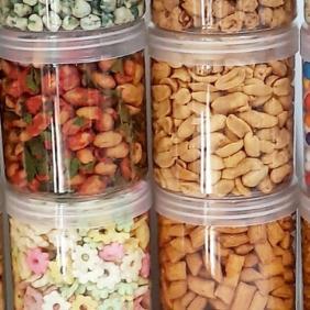 Aneka Cemilan Kacang Toples (Kacang Bawang, Kacang Thailand, Kacang Bandung, Mixed Nuts, Kedelai, Po