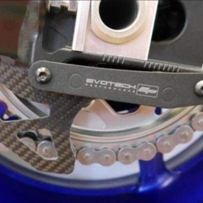 Cover Rantai Belakang Cover Gear Carbon Yamaha R1 R1M Yzf-R1M Original Dan Terpercaya