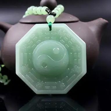 Kalung Giok Yin Yang - Kalung Batu Giok Hijau Burma Liontin Yin Yang