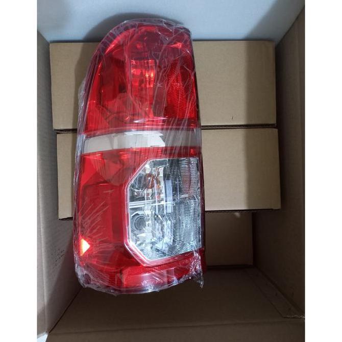 LAMPU REM BELAKANG STOP LAMP TOYOTA HI LUX HILLUX HILUX VIGO VEEGO