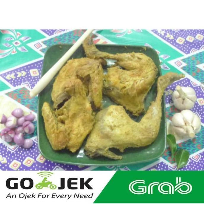 Ayam kampung ungkep bumbu kuning / Ayam kampung