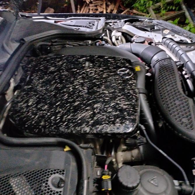 Cover Engine M-Ben E350 Carbon Kevlar