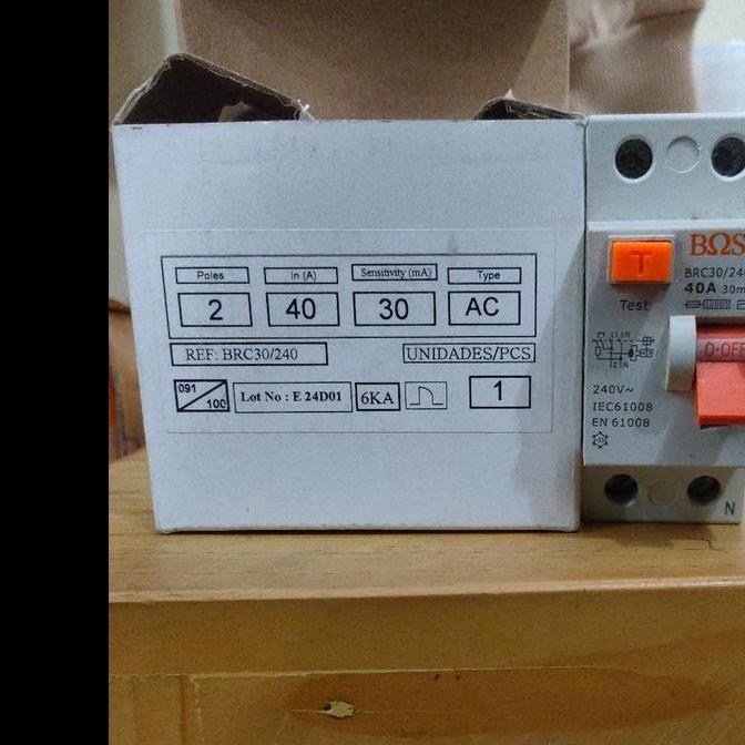 Elcb 40A 30Ma Boss Brc30/240A High Quality