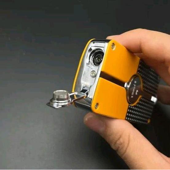 Lighter Torch Triple Jet - premium brand