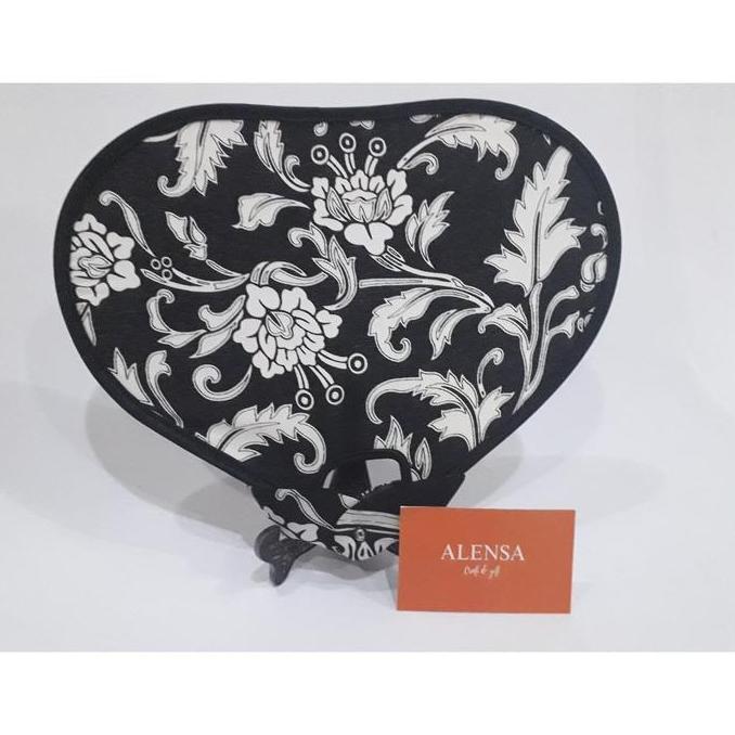 Kipas Lipat Motif Kain Batik + Pouch DS