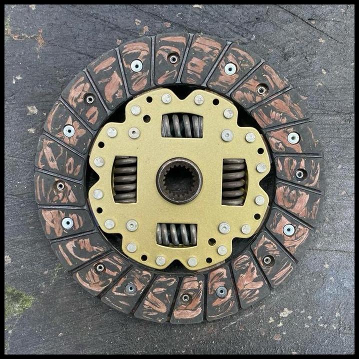 DISKON DISC ASSY CLUTCH PLAT KAMPAS KOPLING MITSUBISHI COLT T120SS L300 KUDA BENSIN LANCER EVO 3 4 S