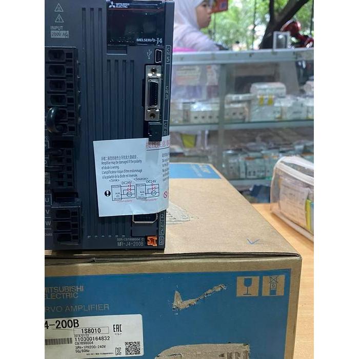 MITSUBISHI SERVO MR-J4-200B