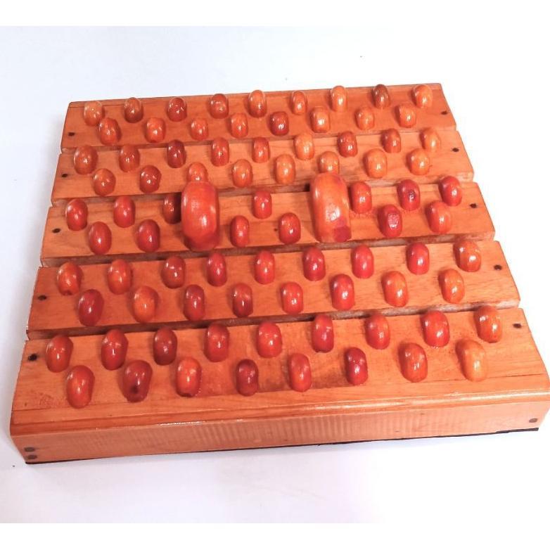 Papan Pijat Refleksi Kaki Kayu Tradisional/Alat Pijat Terapi Kaki Kayu Unik