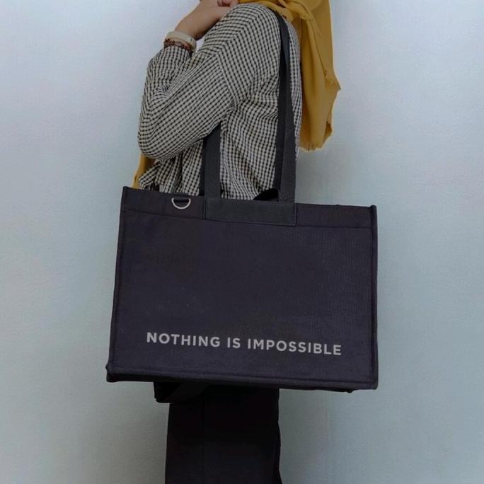 Saitaa- Savage Guinevere Pro Tote Bag Sling Bag Kanvas Multifungsi Berkualitas Aesthetic Canvas Tote