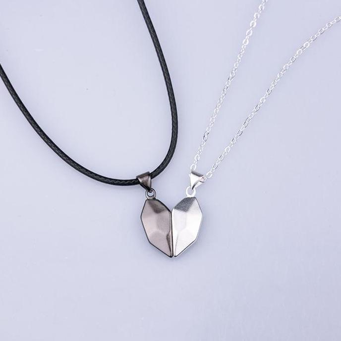 Kalung Titanium Couple Pria Wanita Titanium Kalung Korea
