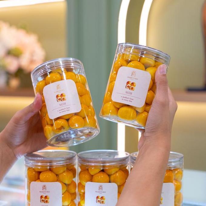 Mamitoko - Bundling Cookies Kastengel & Nastar LM