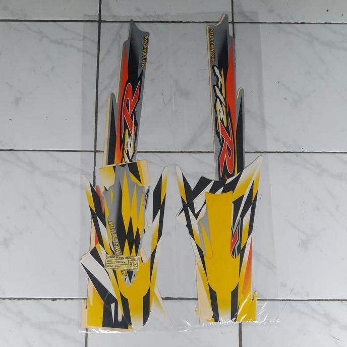stiker striping body motor F1zr milenium 2000 putih-kuning