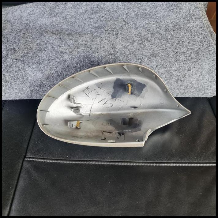 TERLARIS BATOK SPION KIRI BMW E90 NON LCI ORIGINAL 