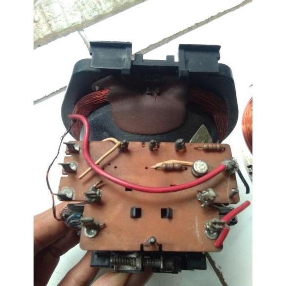 Defleksi yoke leher besar semi flat