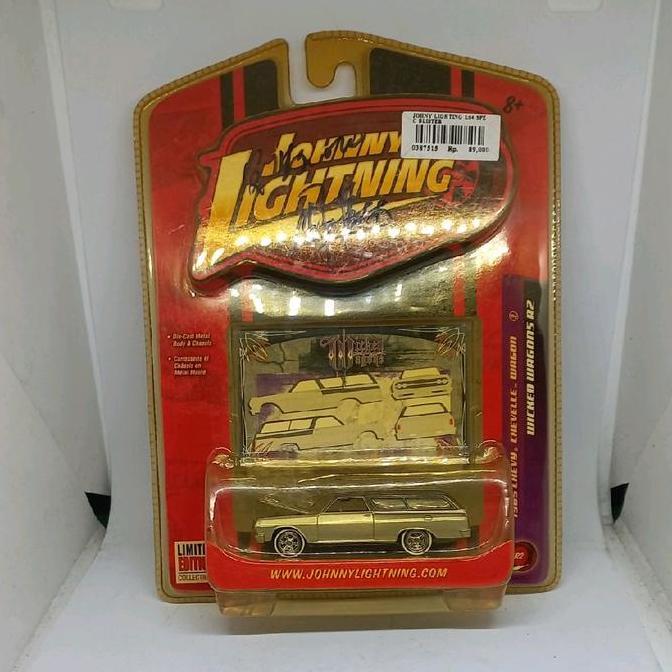 johnny lightning 65 chevy chevelle wagon wicked wagons r2 diecast 1/64 (s)