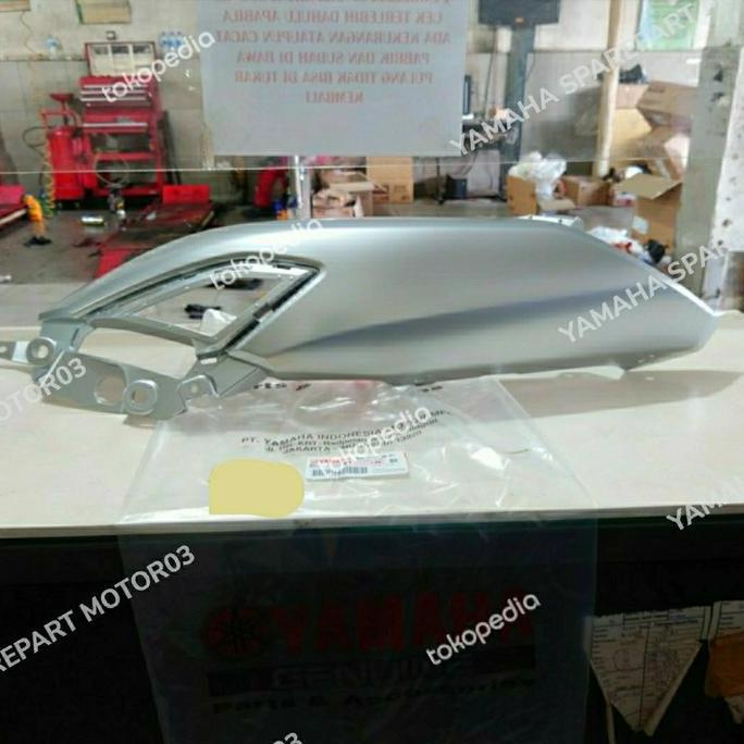 Body Belakang Kiri New Nmax 2021 Silver Original Ygp