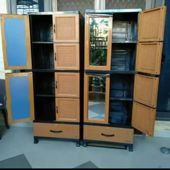 Lemari Plastik Cermin Rotan Napolly