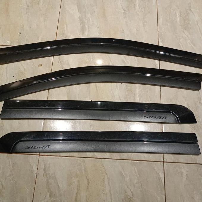 Talang Air Daihatsu Sigra R 2023 2024 2025 Original Bekas