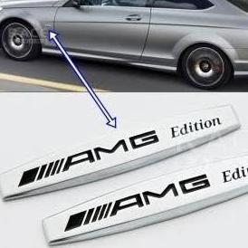 Emblem Fender AMG Edition Mercedes Benz / Fender Samping Mobil Premium