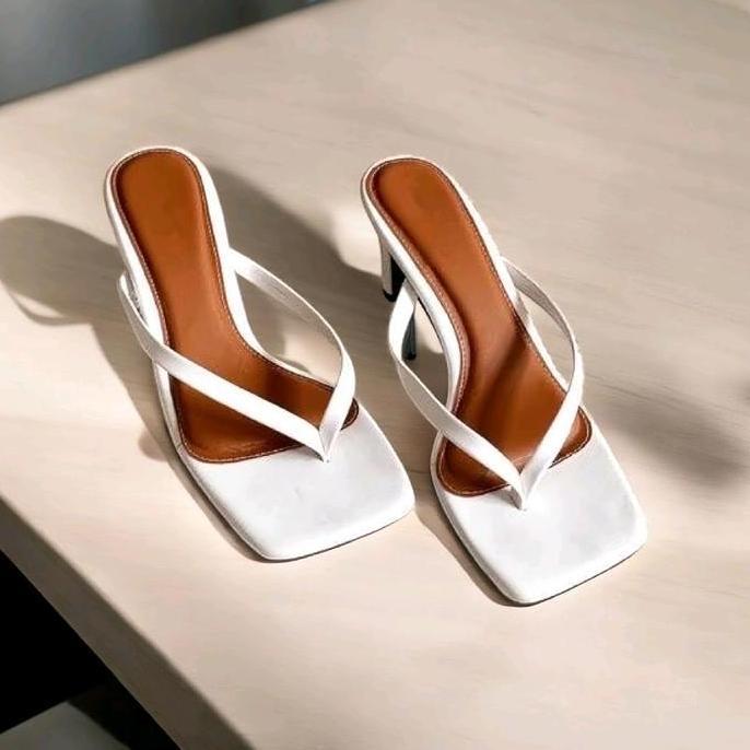 Sandal Heels Hak Tahu 7 Cm Emilie Sendal Wanita