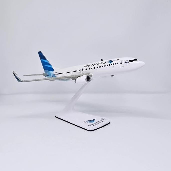 Diecast Pesawat Garuda Indonesia Boeing 737-800