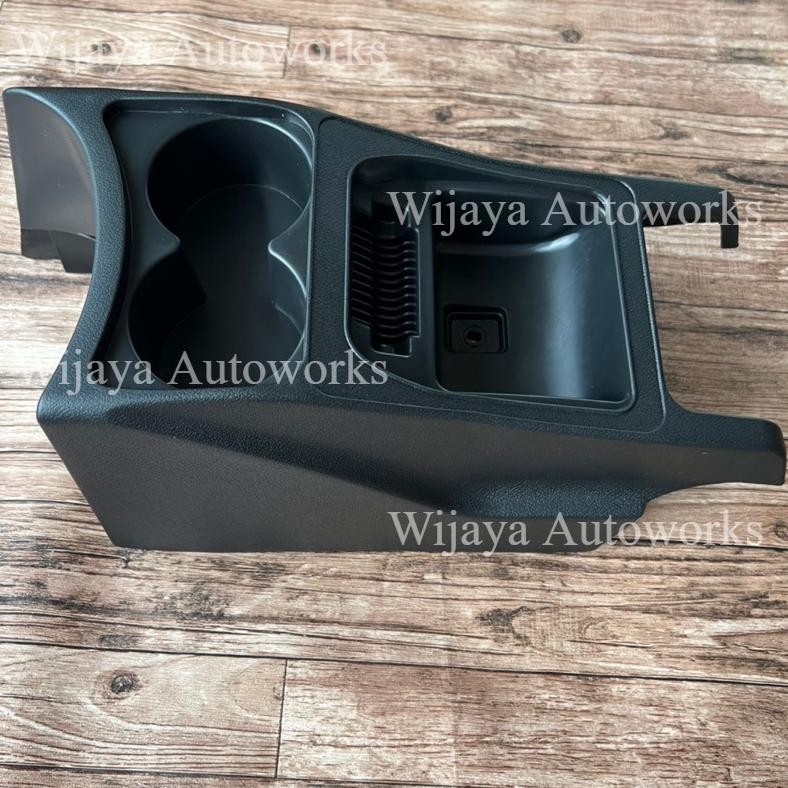 Console Box Calya Sigra Konsol Box Tengah Calya Sigra Konsol Aksesoris Mobil