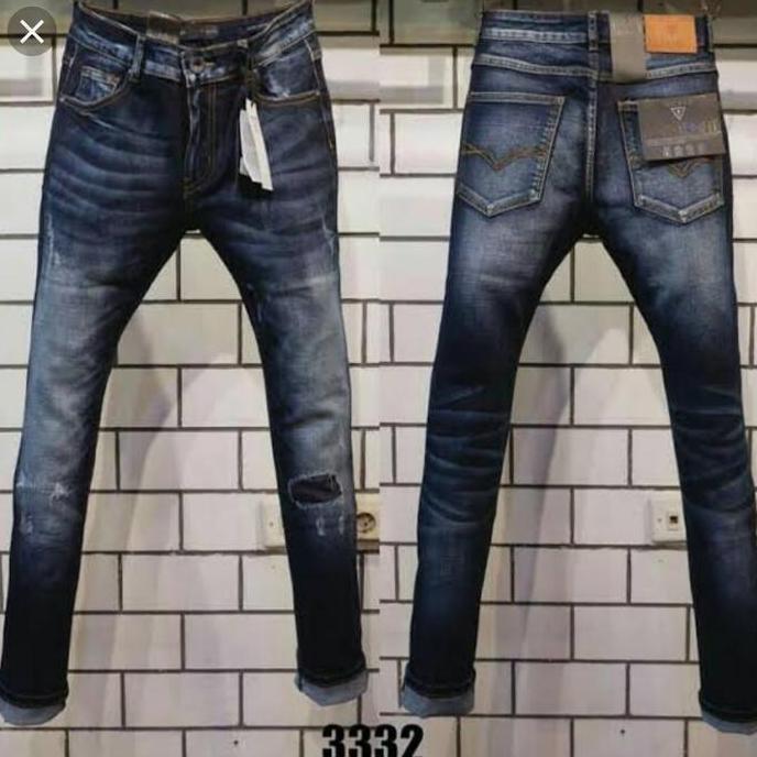 Celana Jeans pria GUESS