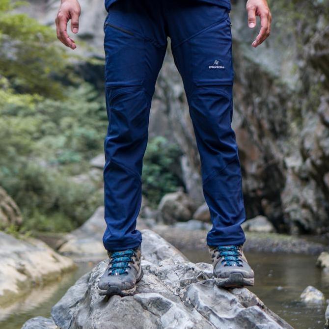 Wildshell Celana Gunung Panthera Series