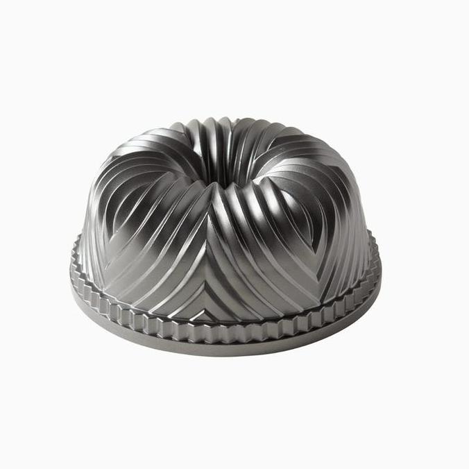 Nordic Ware Cast Aluminium Bavaria Bundt Pan, L Grey _TOP