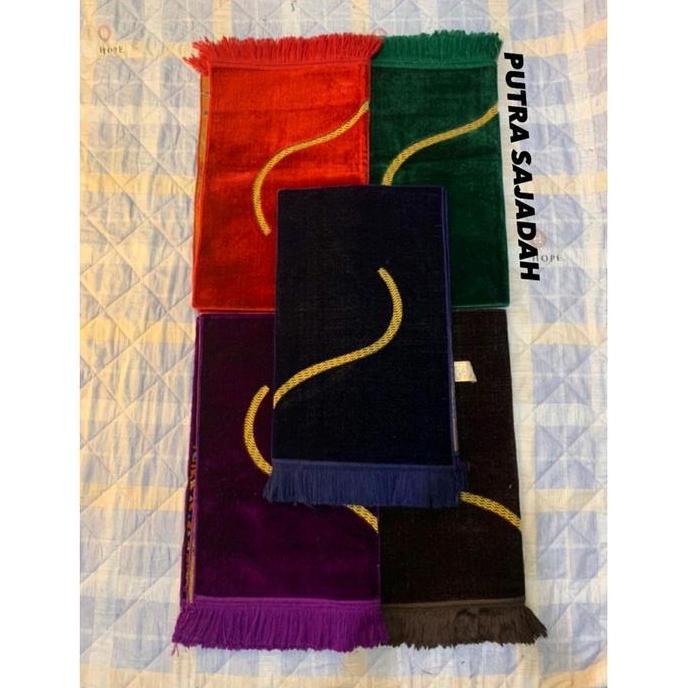 Promo Sajadah polos/sajadah bludru/sajadah polos warna/sajadah ukuran110x70cm Muslim Turki Bulu COD